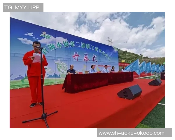 重庆足球队精英赛表现分析团队协作的重要性与未来发展方向 重庆足球队精英赛表现分析团队协作的重要性与未来发展方向